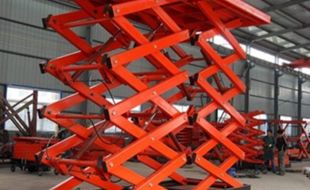 定制剪叉式升降平臺助力模具行業作業便捷